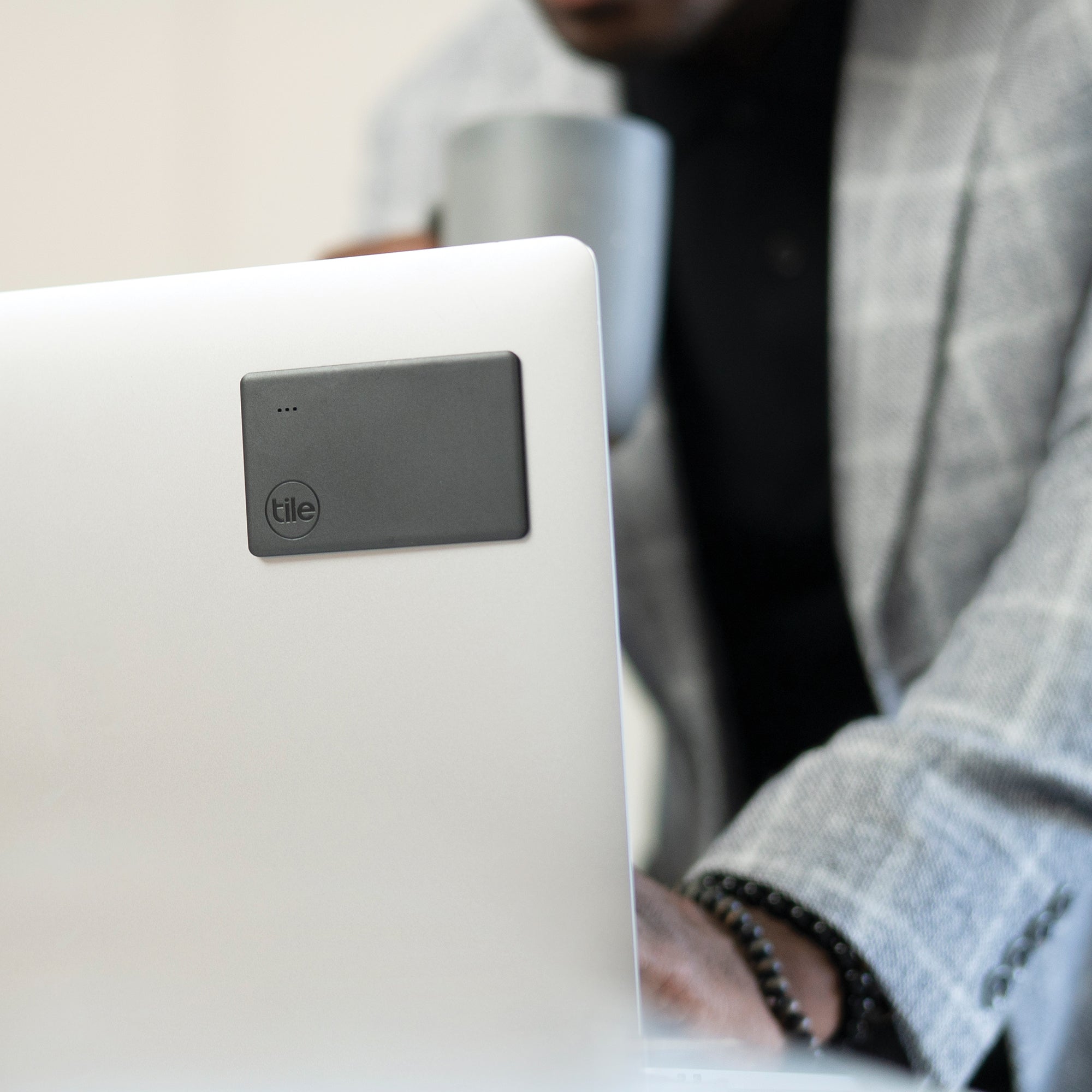 Slim 2020 Item Tracker - Black